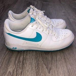 Nike Air Force 1 Men’s Sneaker